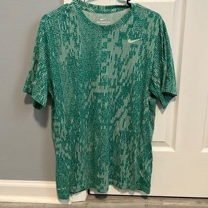 Men’s Nike Tee